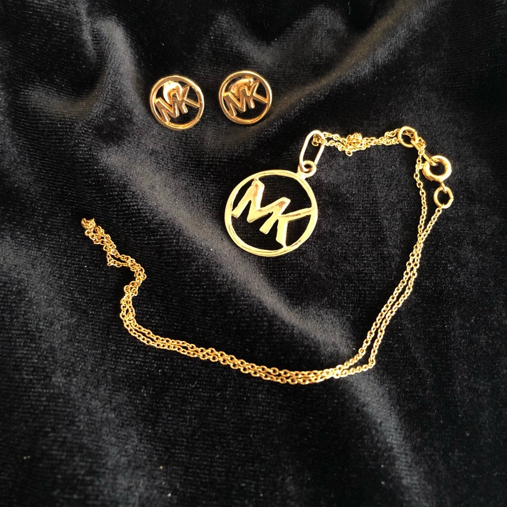 Micheal Michael Kors earrings+necklace set